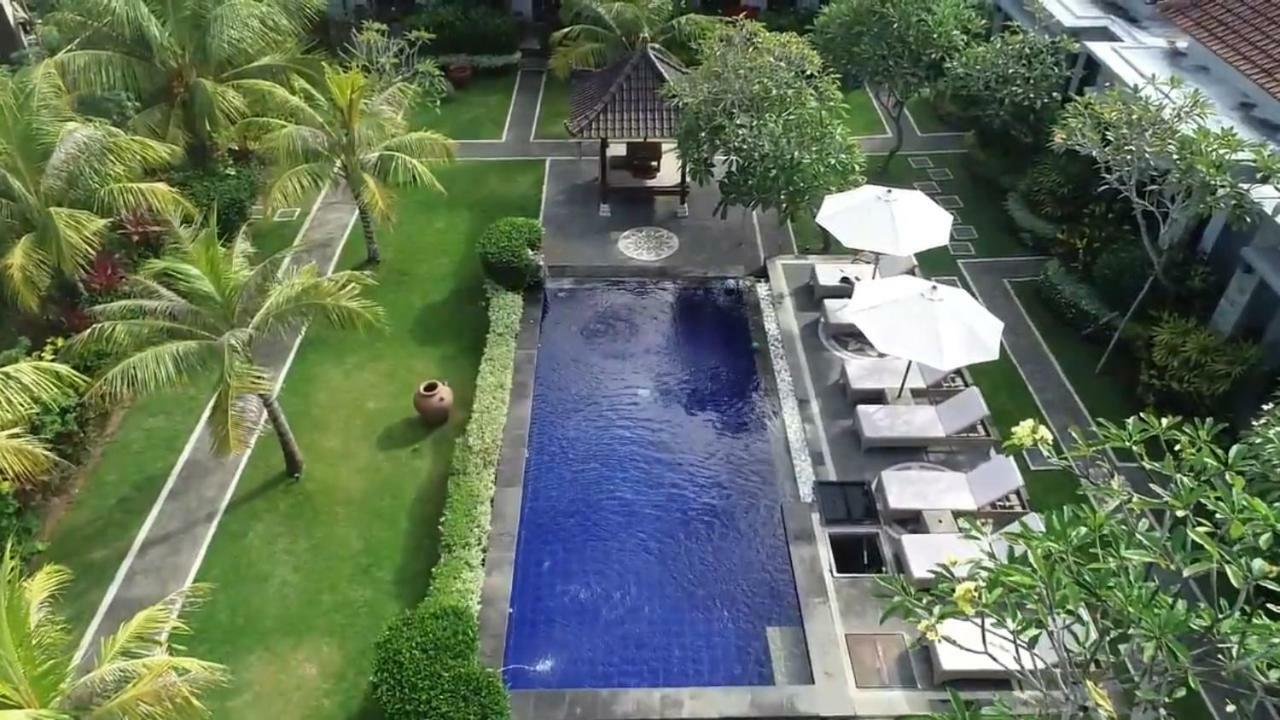 Wira Homestay & Spa Uluwatu Екстериор снимка